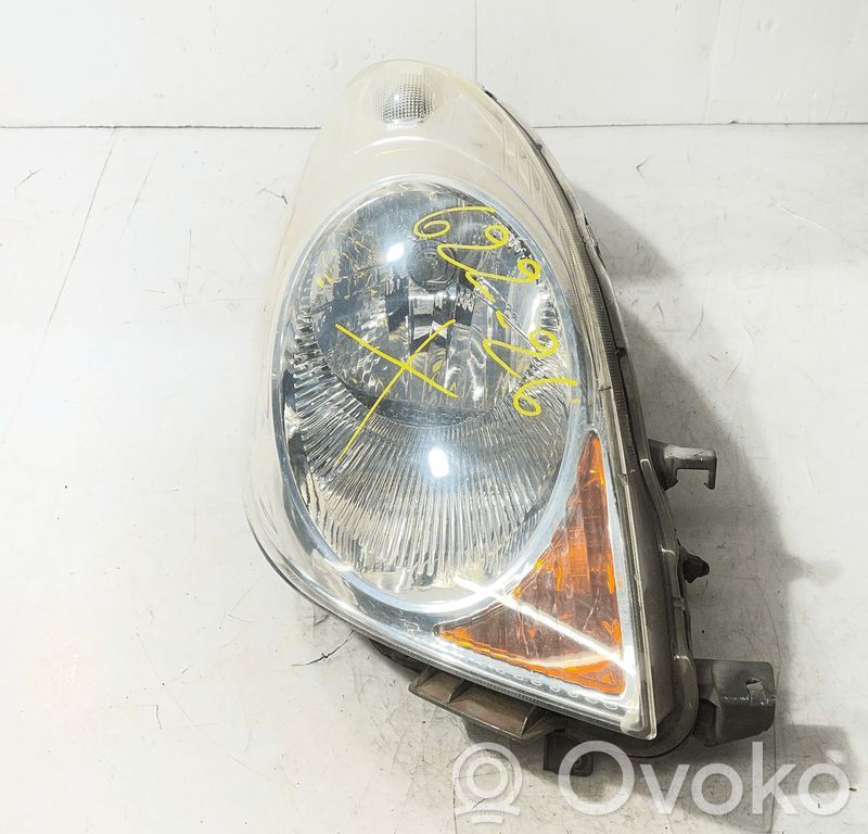 Nissan Note (E11) Headlight/headlamp 
