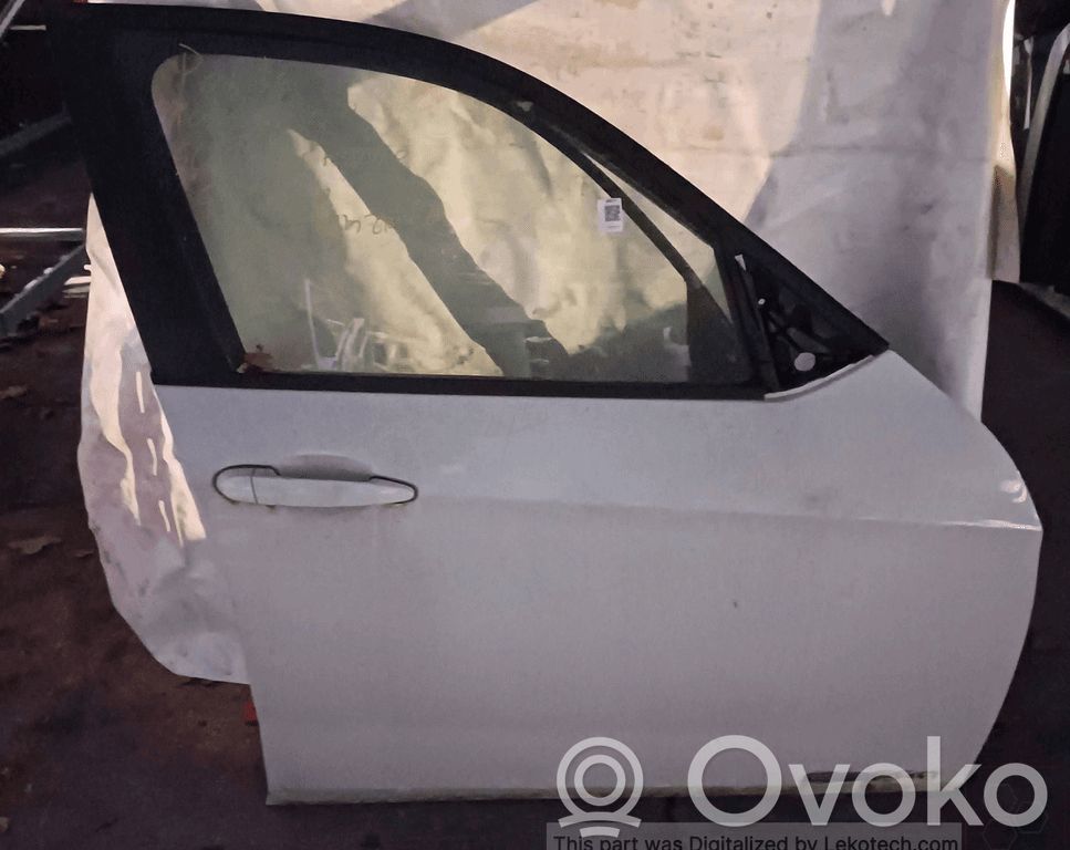 BMW X1 E84 Puerta delantera 