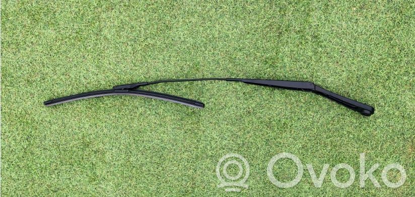 Seat Ibiza III (6L) Front wiper blade arm 