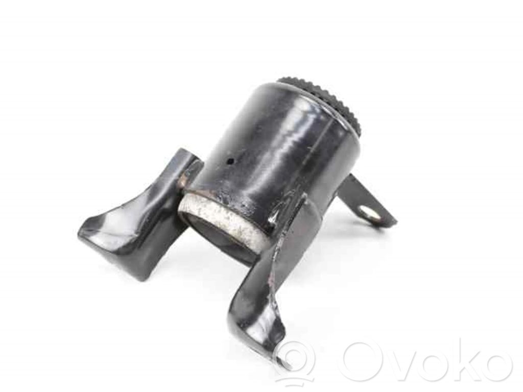 Ford Fiesta Engine mount bracket 