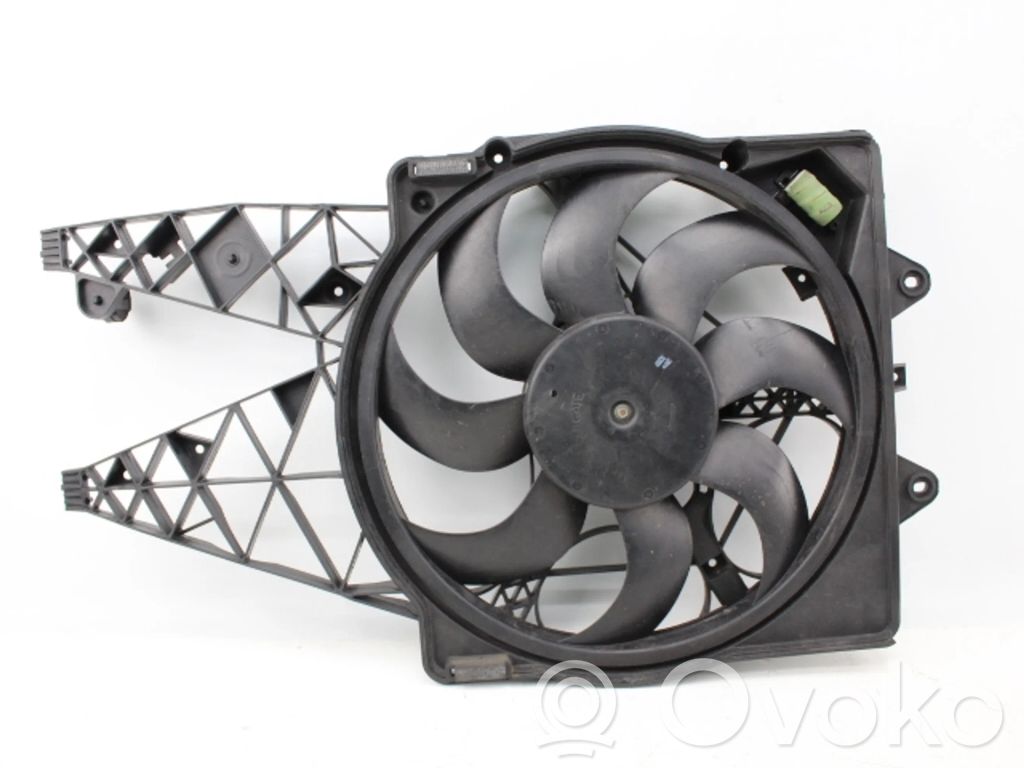 Alfa Romeo Mito Elektrisks radiatoru ventilators 