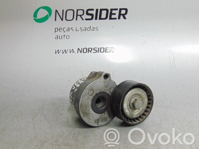 Opel Astra J Tensor de correa del alternador 