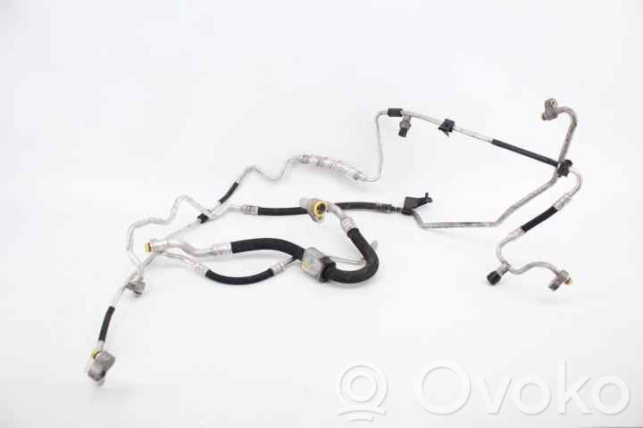 BMW 3 E90 E91 Ilmastointilaitteen putki (A/C) 