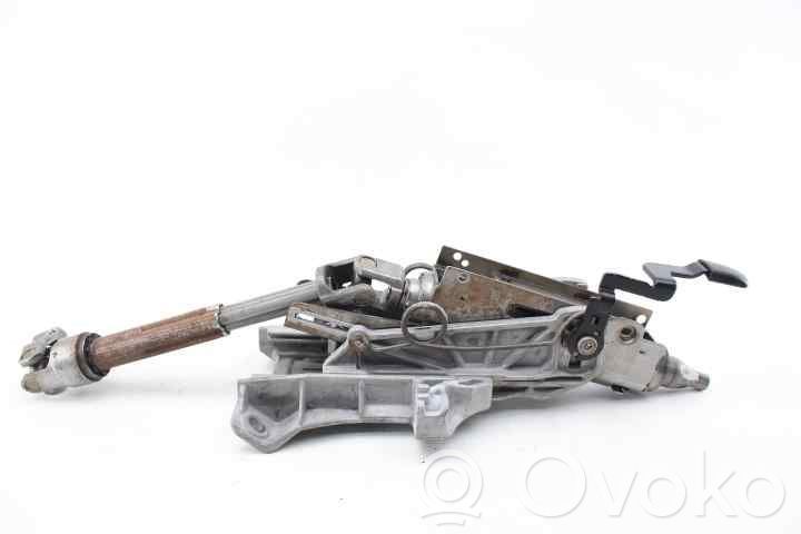 Volvo V40 Steering wheel axle 