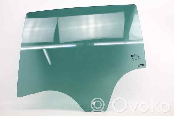 Opel Astra K Luna de la puerta trasera 
