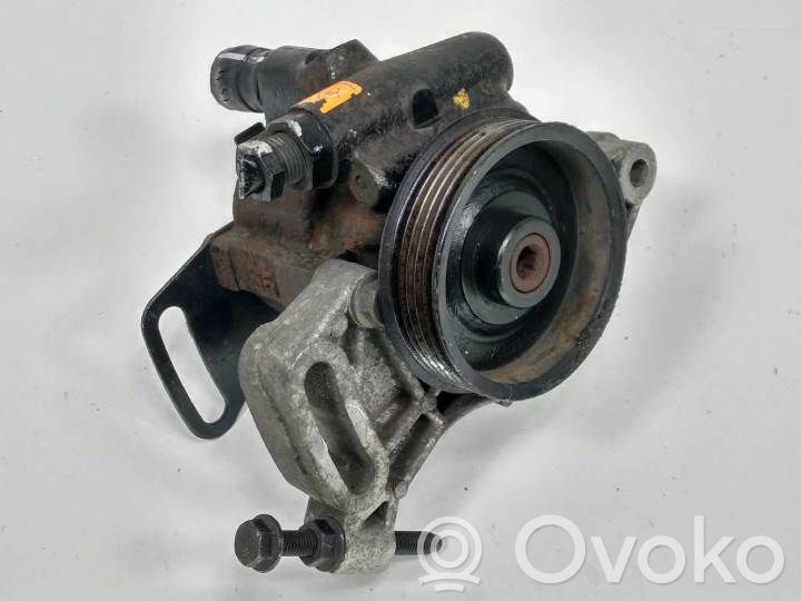 Land Rover Freelander Ohjaustehostimen pumppu 