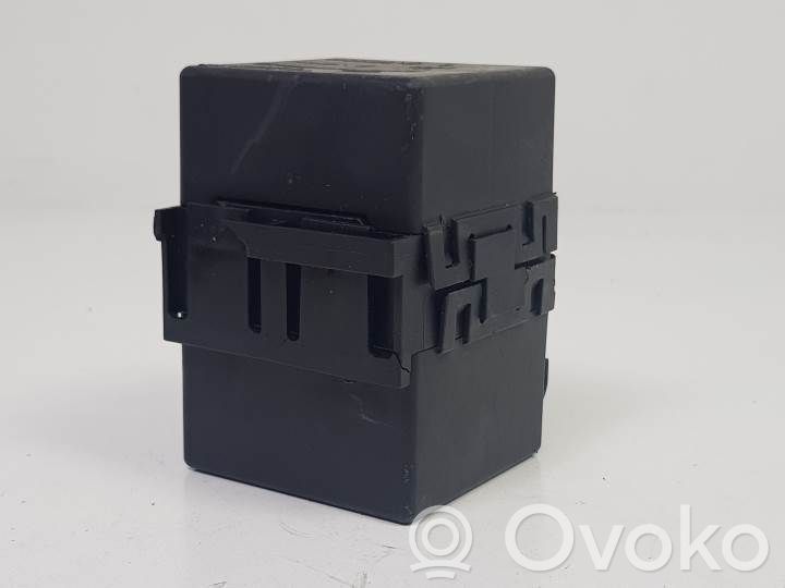 Módulo de fusible   2S6T14A390AA