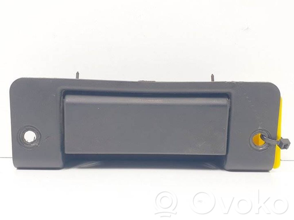 Manecilla externa puerta trasera   YC15V441N48