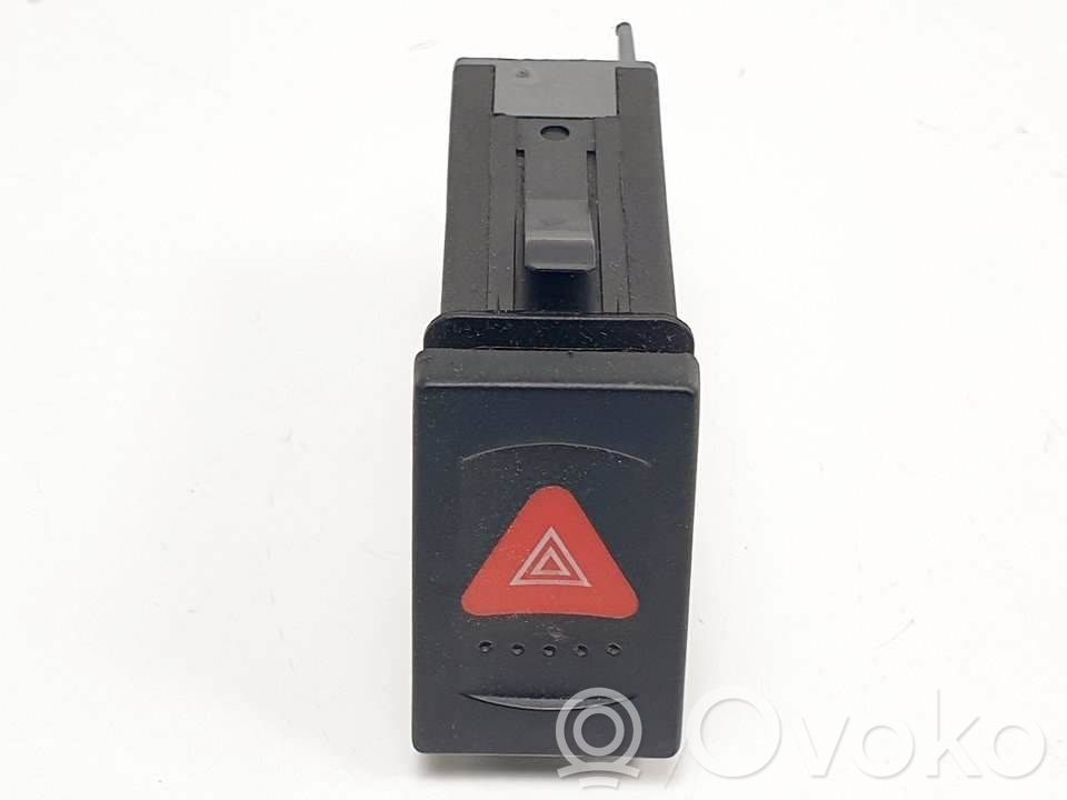 Botón interruptor de luz de peligro   7M3953235