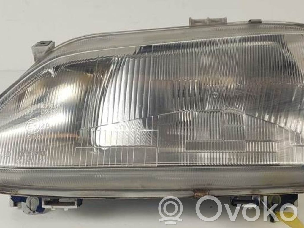 Renault Megane I Scheinwerfer 