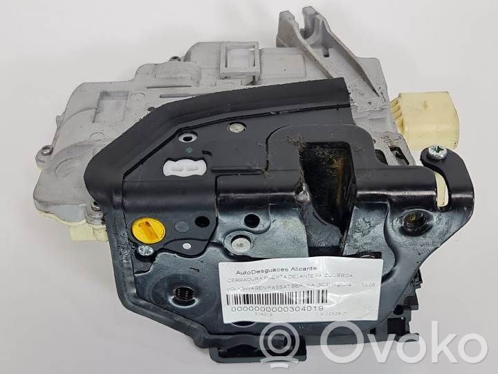 Volkswagen PASSAT B6 Încuietoare ușă față 