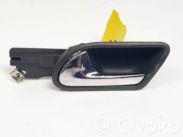Manecilla interna puerta delantera   1K2837113