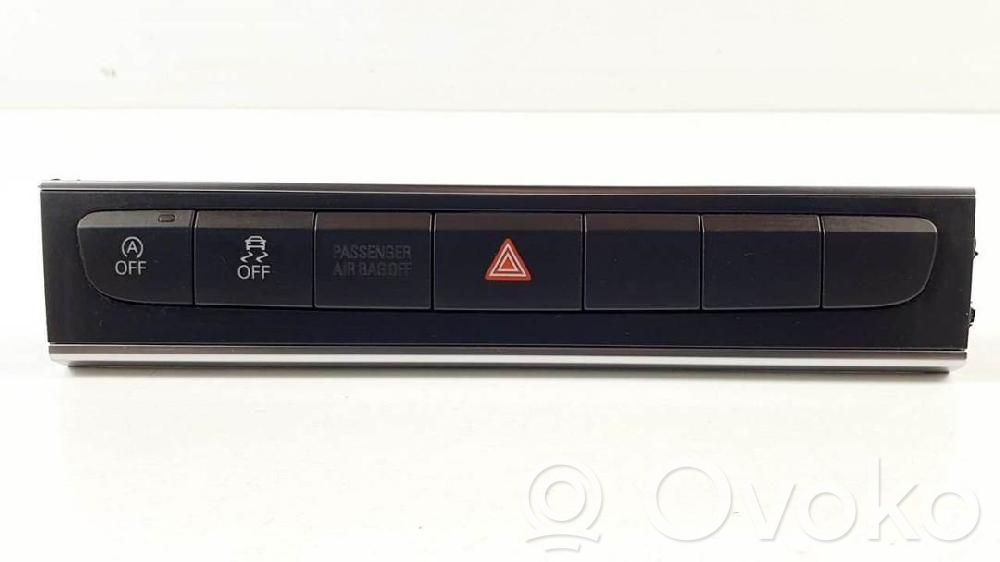 Audi A3 S3 8P Comutator lumini pericol 