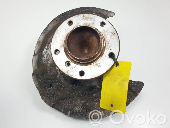 Achsschenkel vorne   676444303