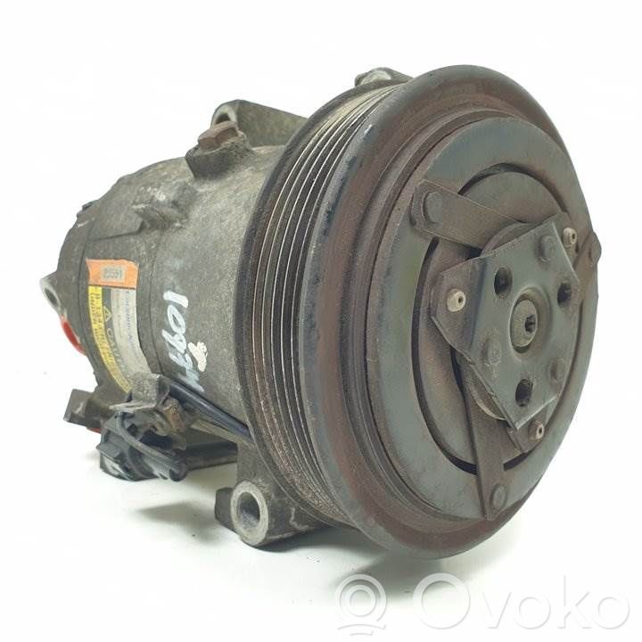 Nissan Almera Tino Compresor (pompă) aer condiționat (A/C) 