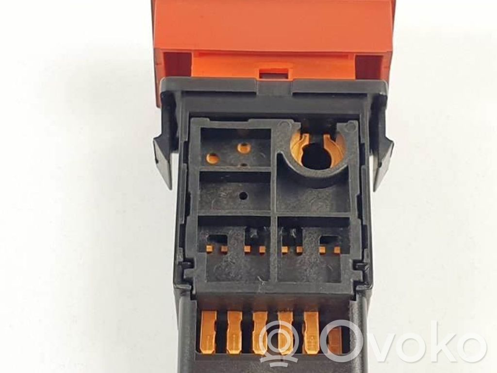 Botón interruptor de luz de peligro