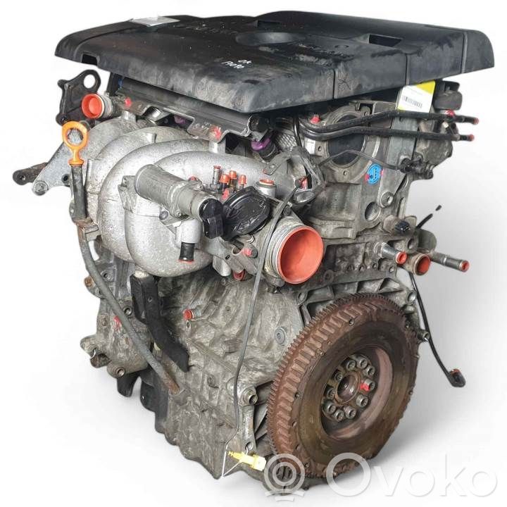 Motor   B4204S,140CV
