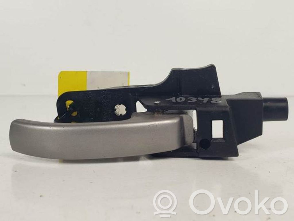 Manecilla interna puerta trasera   1FV27TRMAA