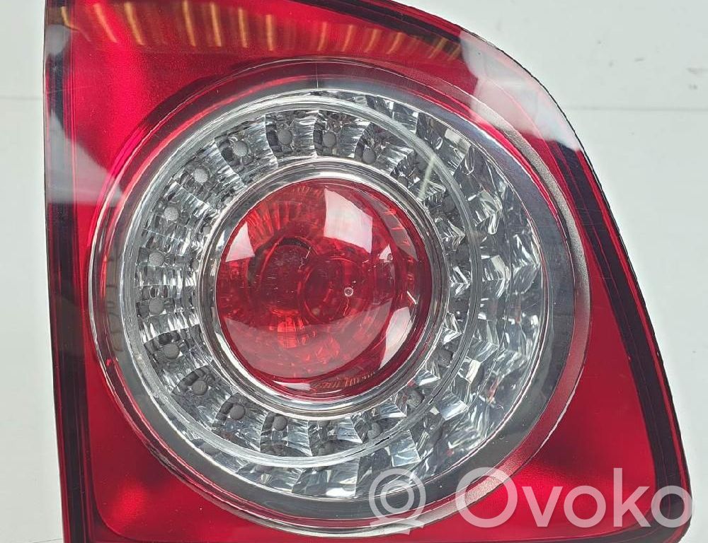 Volkswagen Golf Plus Lampy tylnej klapy bagażnika 