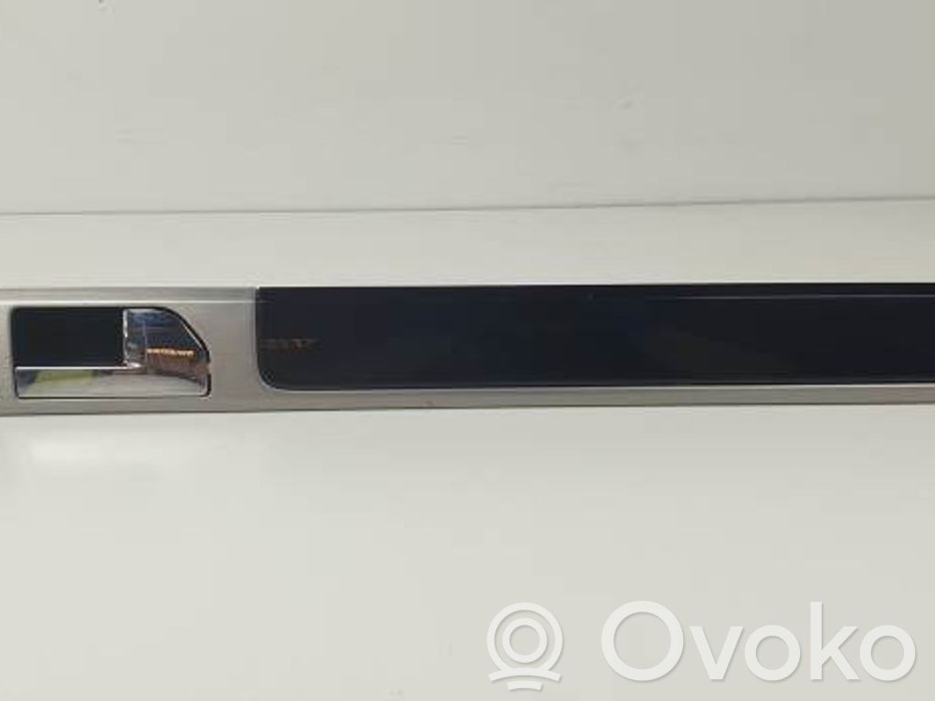 Volkswagen Touareg I Maniglia interna per portiera anteriore 