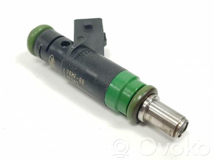 Injecteur de carburant   98MFBB