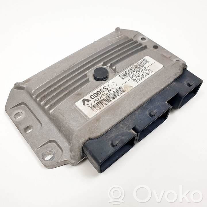 Unidad de control/módulo del motor   215842882A,8200298457