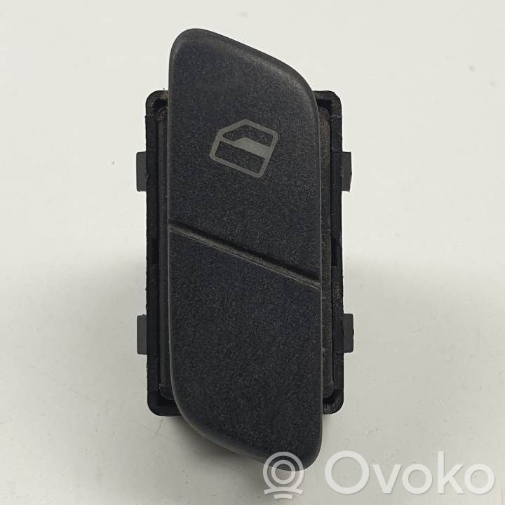 Volkswagen Polo IV 9N3 Comutator comandă geamuri electrice 