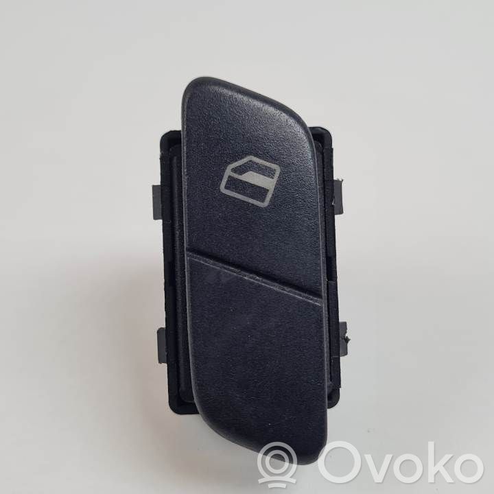 Volkswagen Polo IV 9N3 Comutator comandă geamuri electrice 