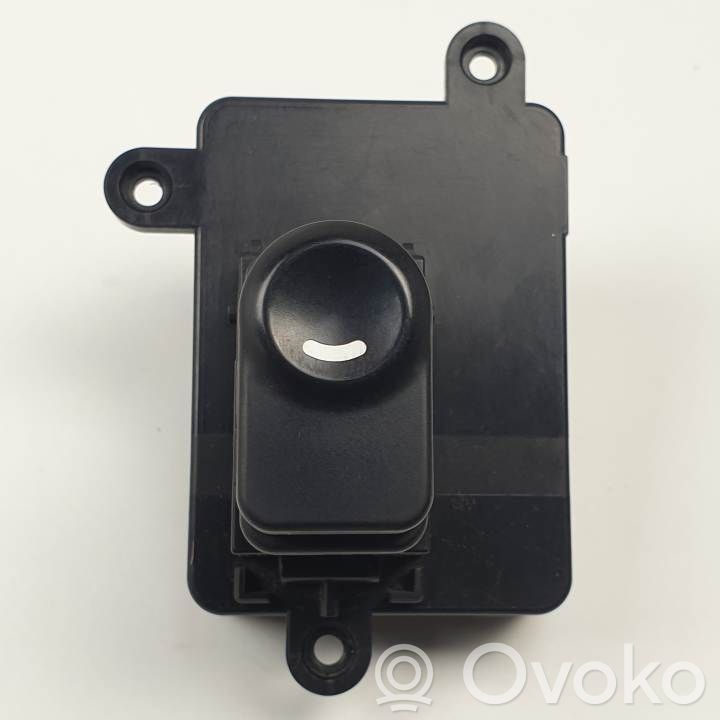Interruptor del elevalunas eléctrico   935752L011