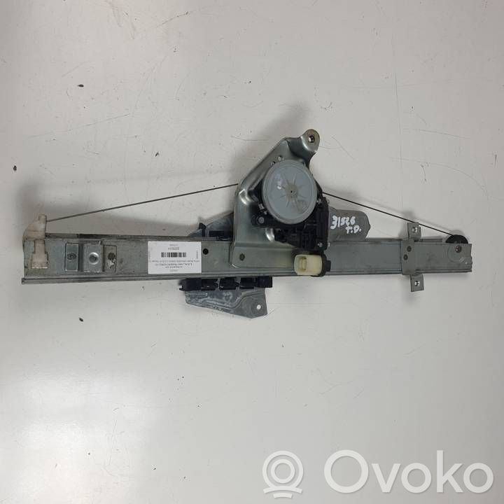 Mitsubishi Grandis Regulador manual de la ventanilla trasera 