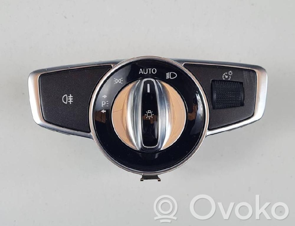 Lichtschalter   A2059056500