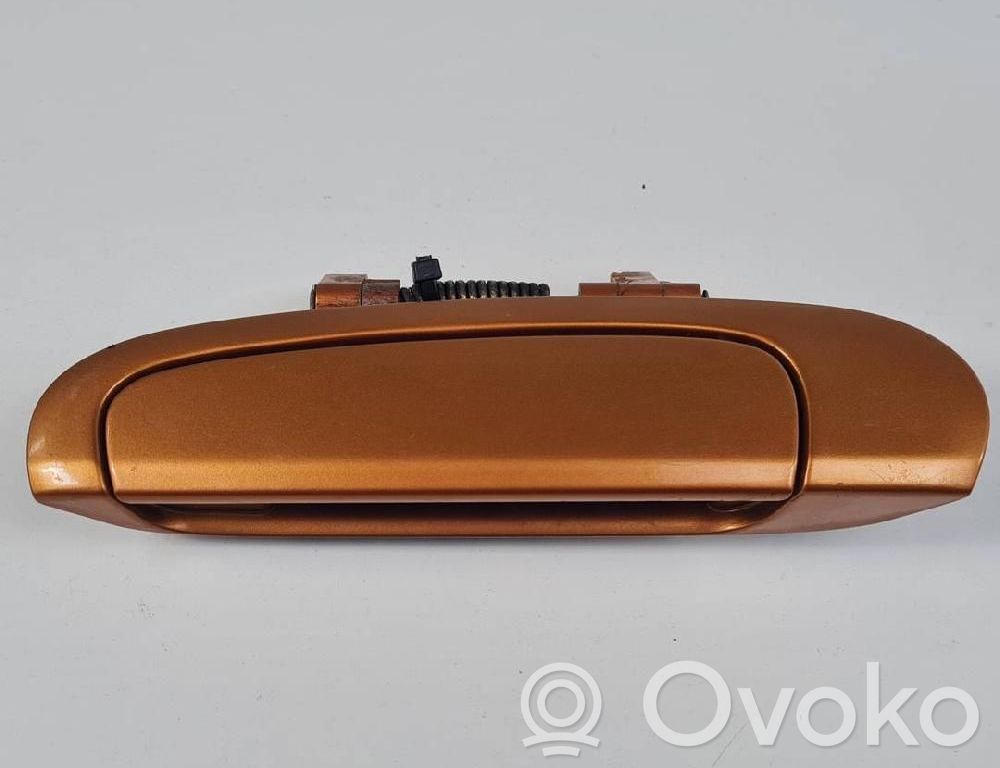 Manecilla externa puerta trasera   8365007010