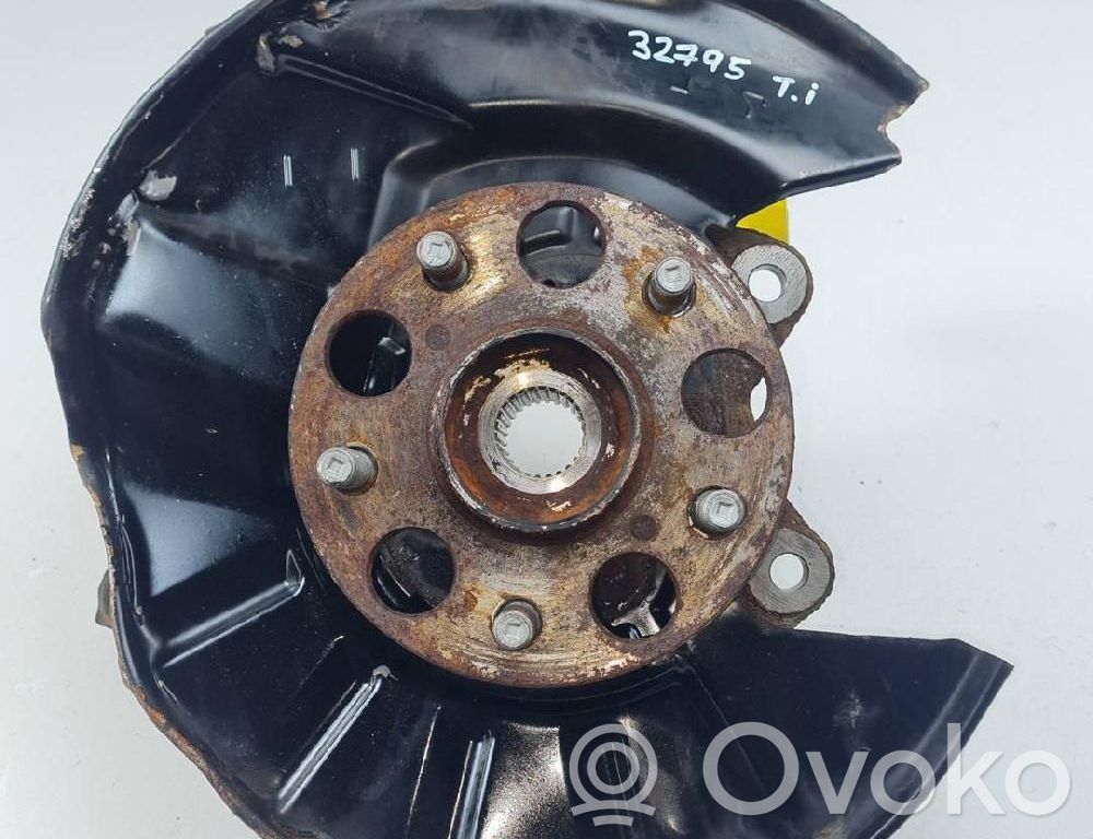 Toyota RAV 4 (XA50) Fuso a snodo con mozzo ruota posteriore 