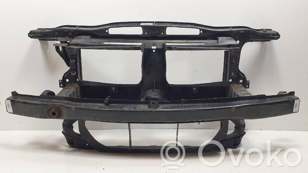 BMW 3 E90 E91 Radiatorių panelė 