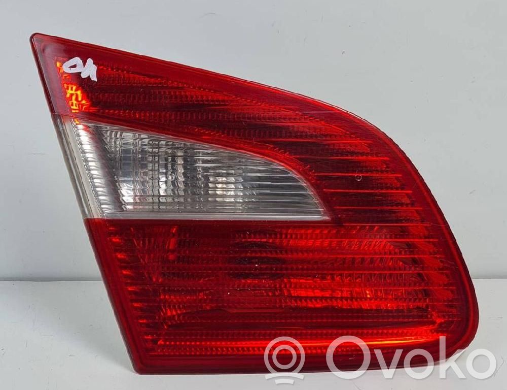 Skoda Superb B6 (3T) Luci posteriori del portellone del bagagliaio