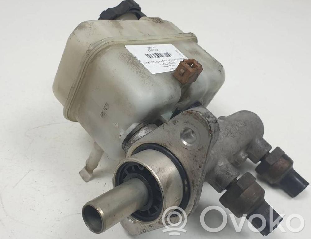 SsangYong Kyron Główny cylinder hamulca 