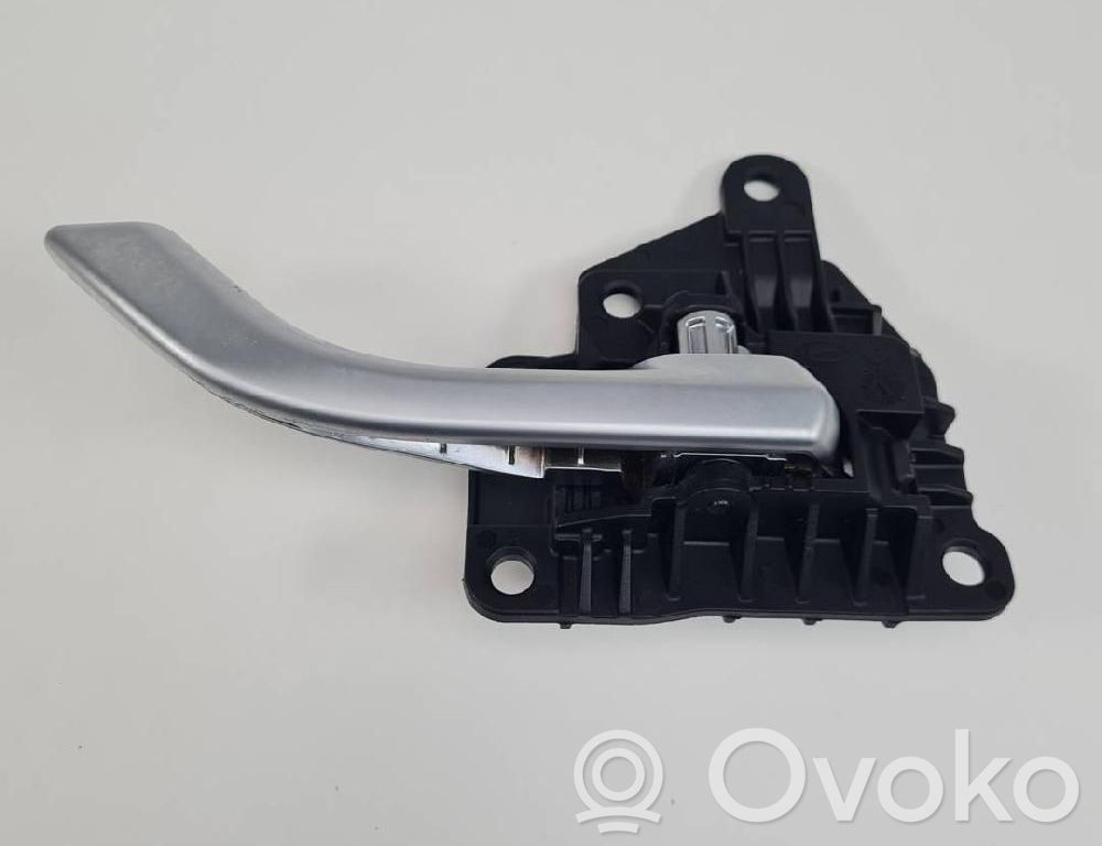 Manecilla interna puerta trasera   82623G4000