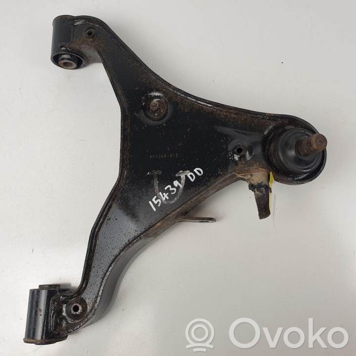 Nissan Pathfinder R51 Braccio di controllo sospensione anteriore inferiore/braccio oscillante