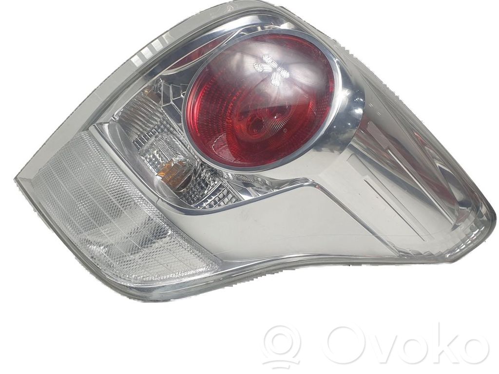 Toyota Verso Luci posteriori