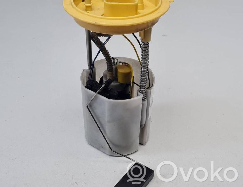 Volkswagen Polo IV 9N3 Polttoainesäiliön pumppu 