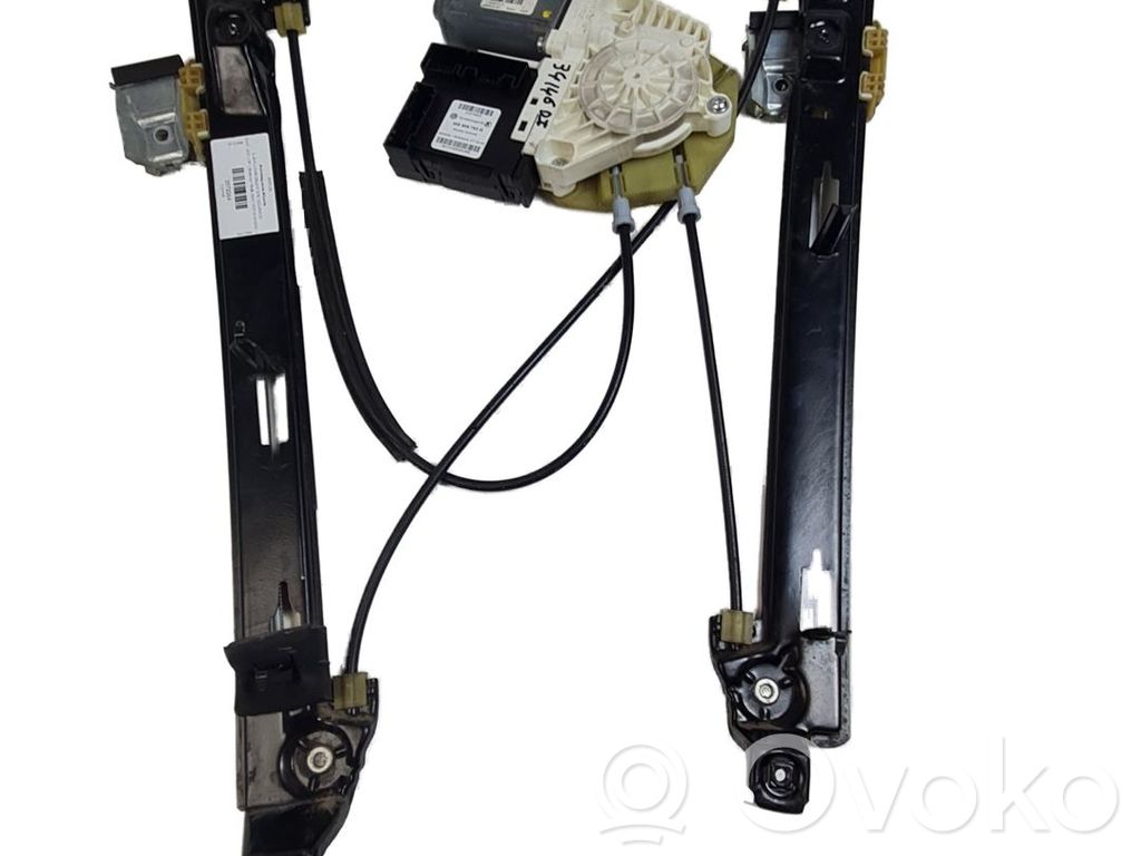 Seat Leon (1P) Alzacristalli della portiera anteriore con motorino 