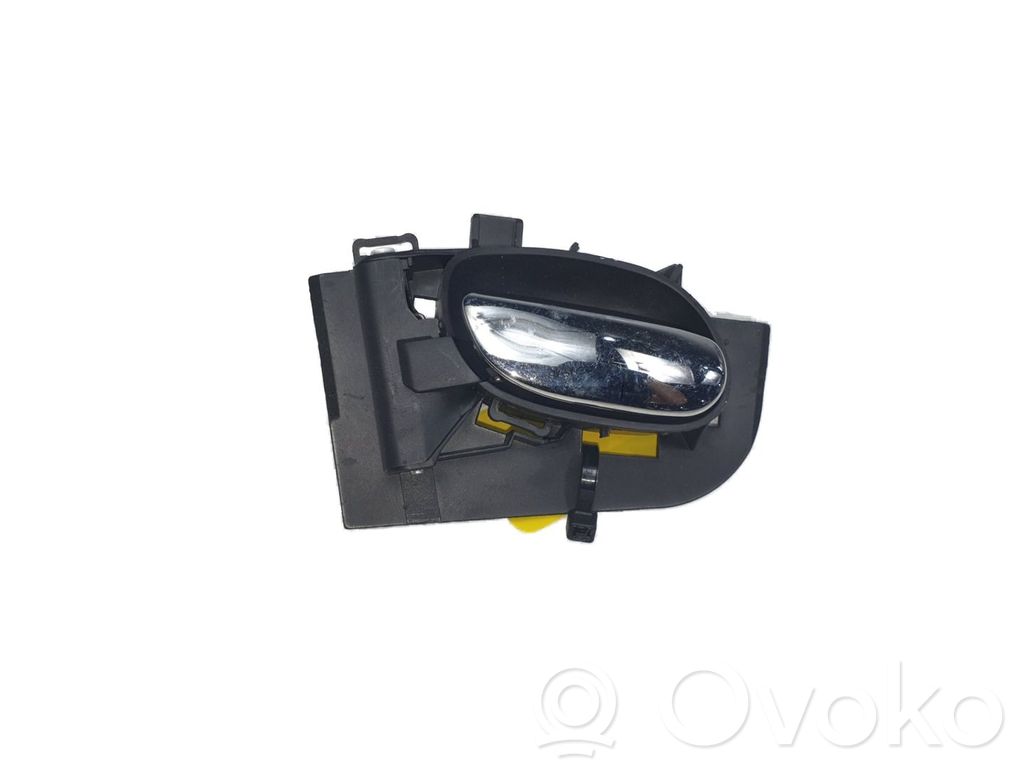 Manecilla interna puerta delantera   9143A5