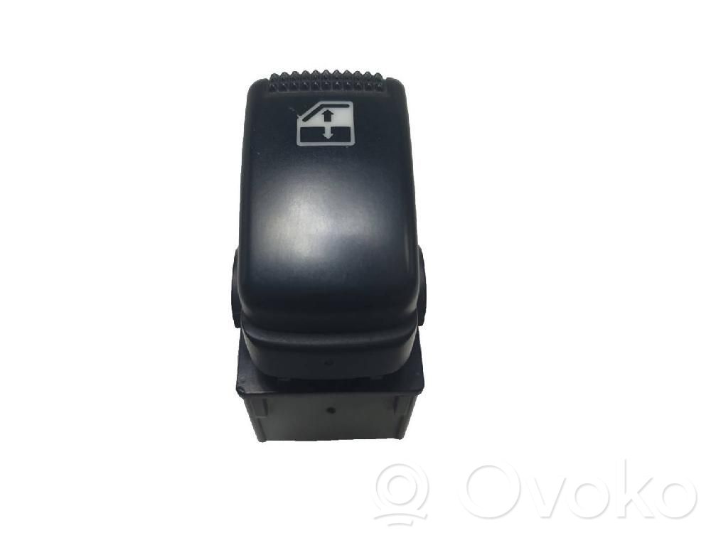 Interruptor del elevalunas eléctrico   935753E0108Y