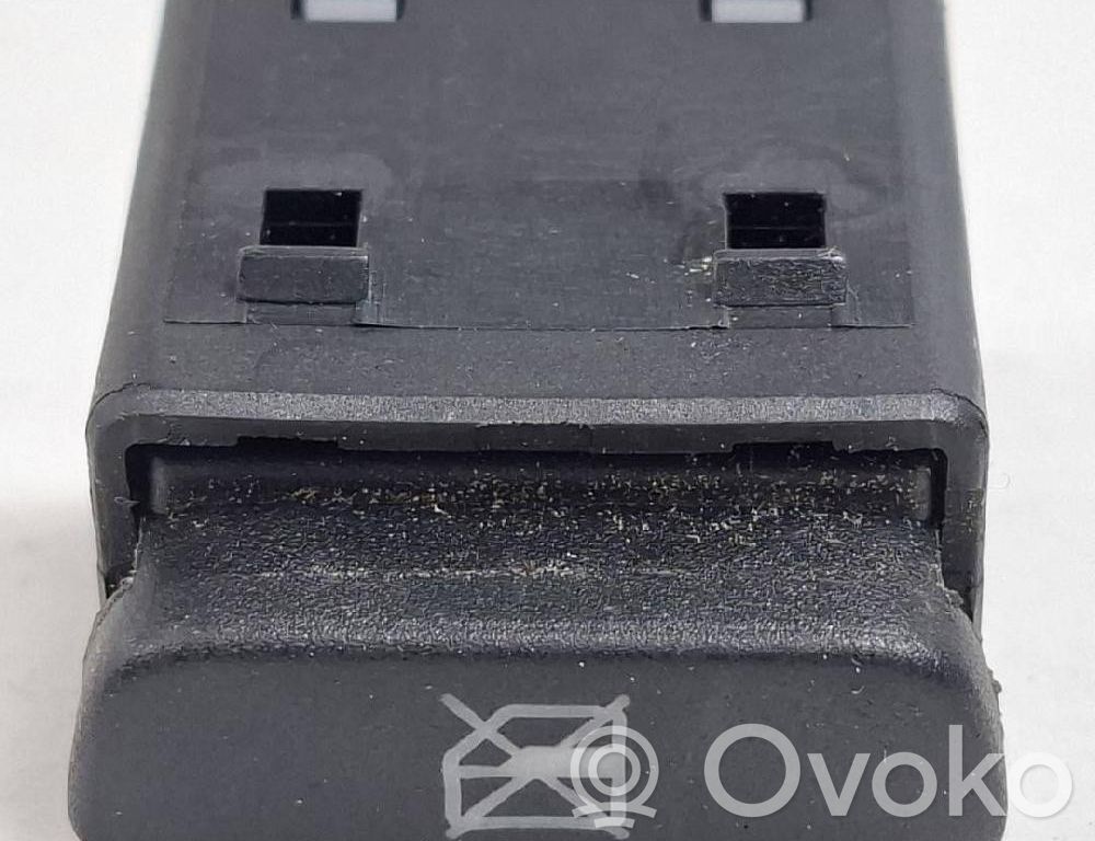 Volkswagen Polo IV 9N3 Otros interruptores/perillas/selectores 