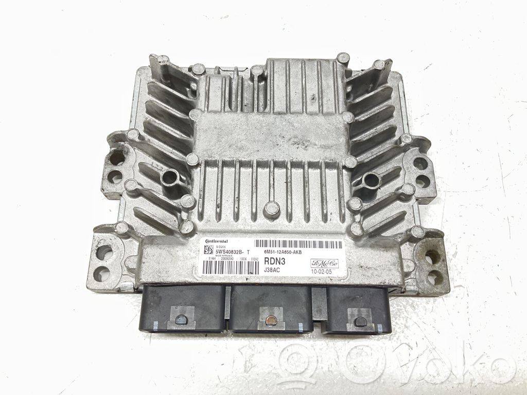 Engine control unit/module   5WS40832B,5WS40832B