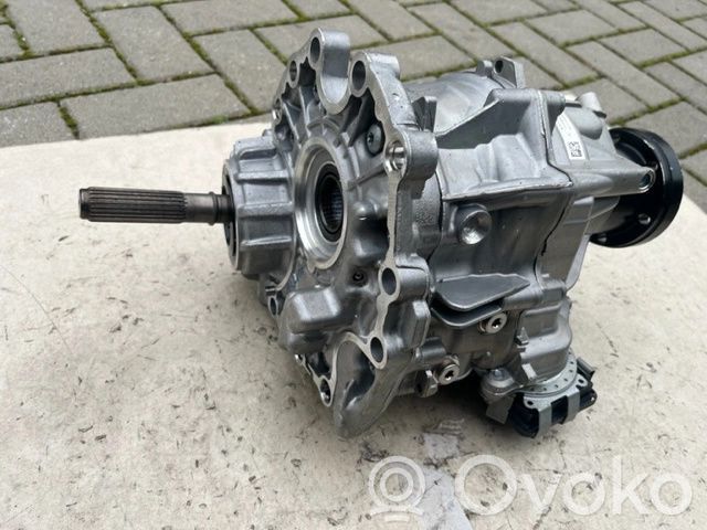 Mercedes-Benz AMG GT 4 x290 w290 Skrzynia rozdzielcza / Reduktor 
