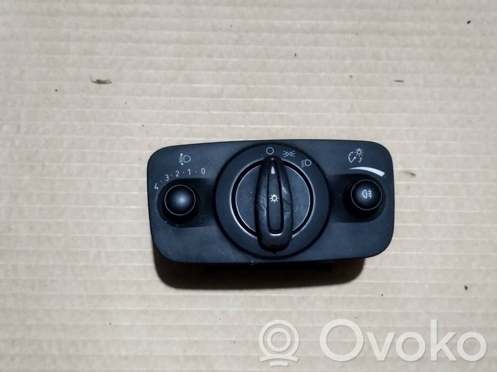 Ford Fiesta Light switch 