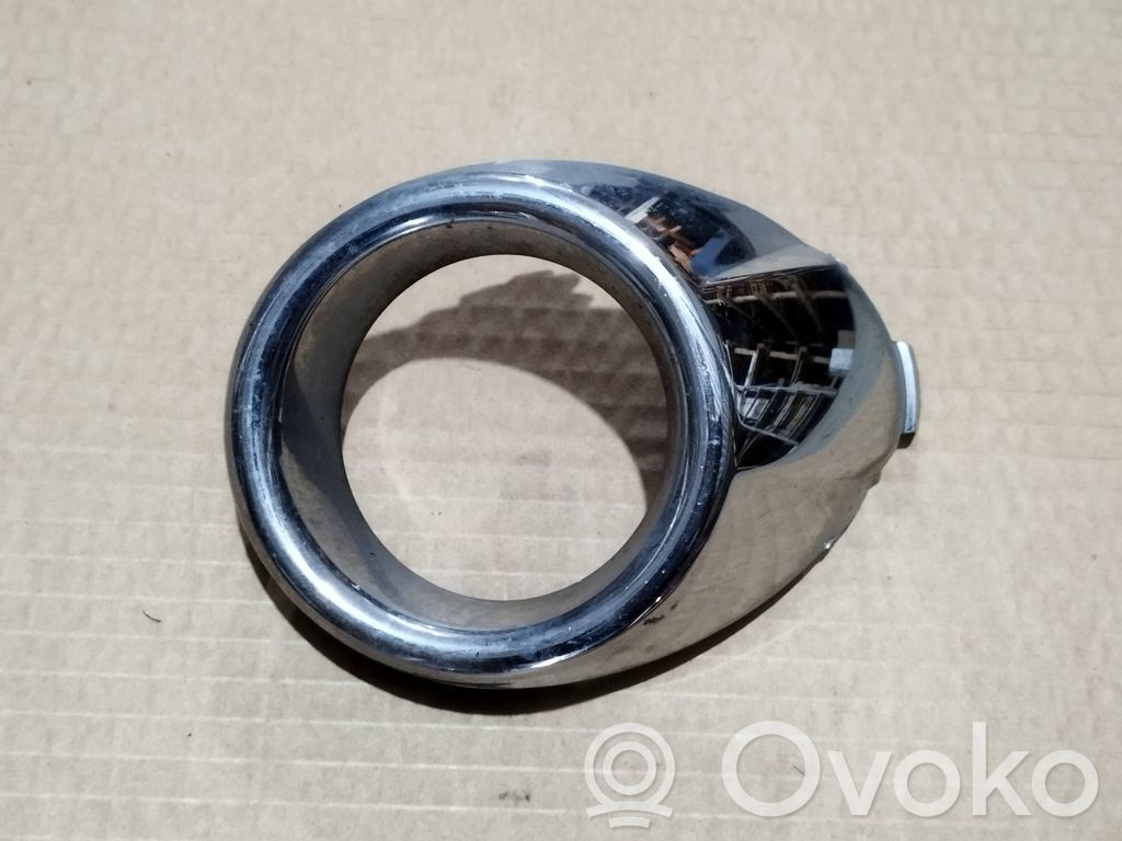 Ford Fiesta Verkleidung Nebelscheinwerfer / Gitter vorne 