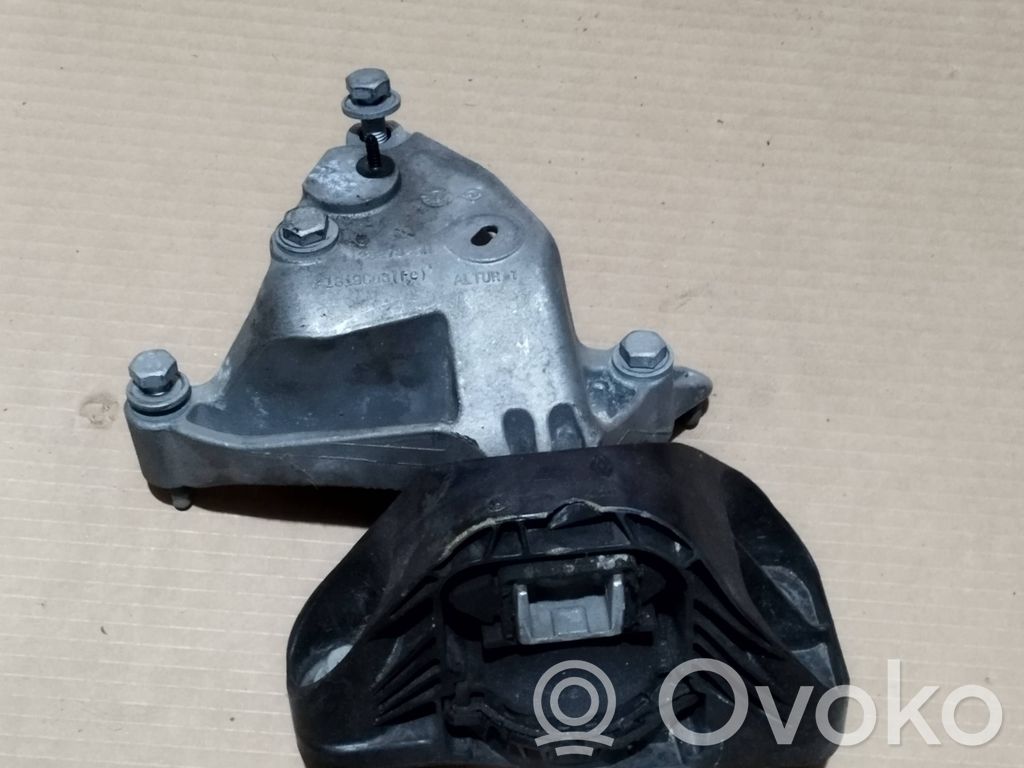Renault Scenic IV - Grand scenic IV Engine mounting bracket 