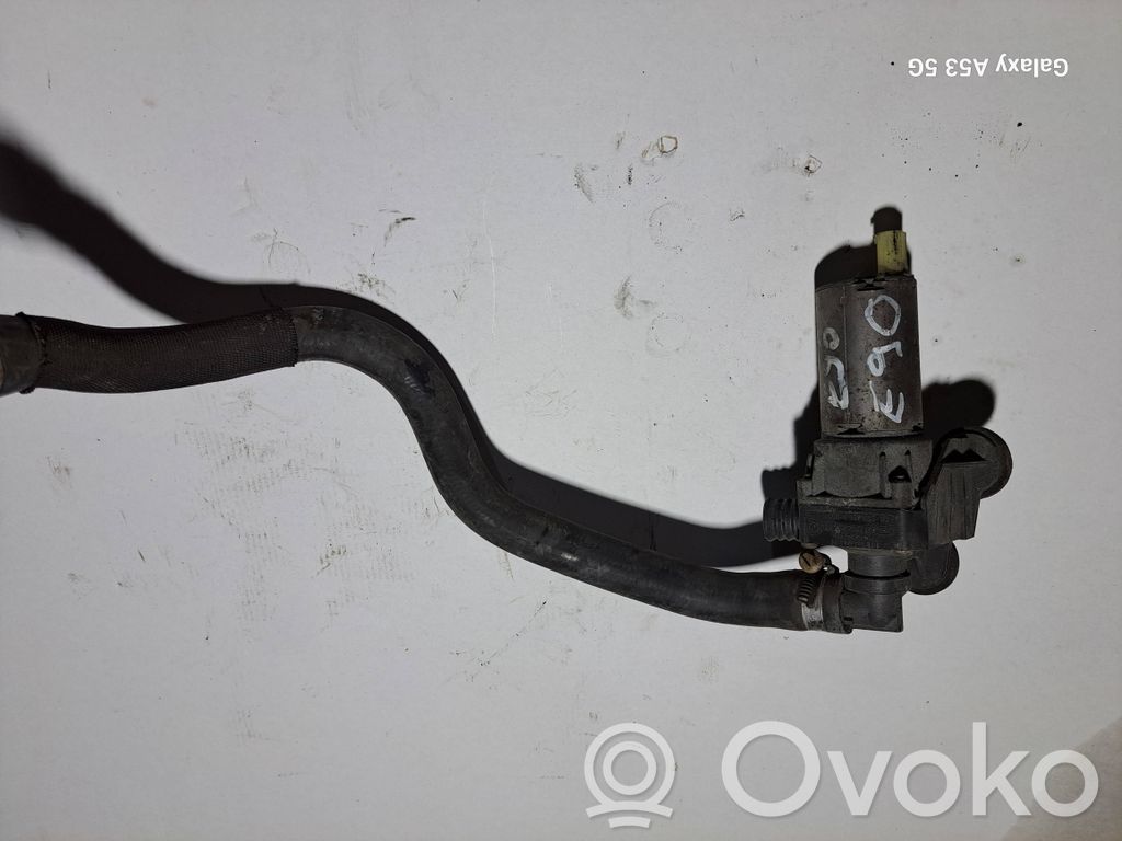 BMW 3 E90 E91 Šildymo radiatoriaus vožtuvas (-ai) (kiaušiniai) 